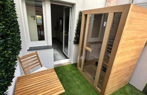 Relax Home Eschweiler Sauna & Gemütlichkeit, WLAN, Netflix, Kingsize Betten, Enspannung - Foto 9