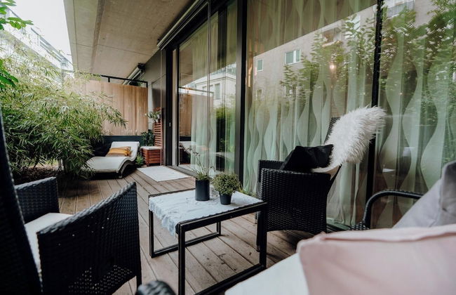 YoHome - Luxury Downtown Apartment - Photo 76