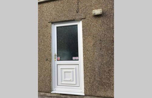 Tranquil Welsh Mountain Gem, Abertillery, Wales - Foto 56