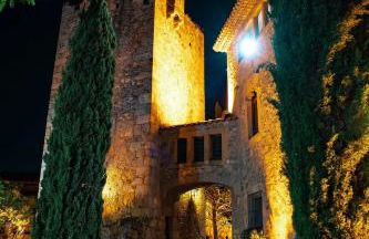 Castillo Meng - Foto 9