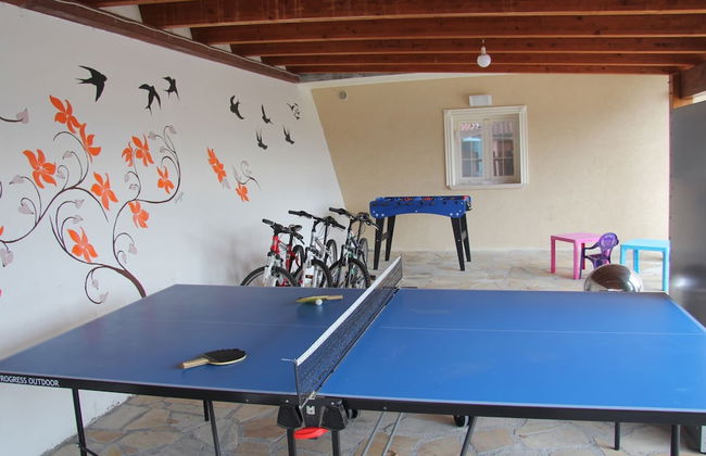 Villa with Salt Water & Heated Pool & Hot Tub near sea - Foto 44