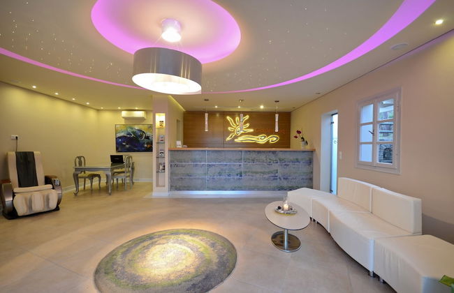 Golden Sun Hotel - Foto 2