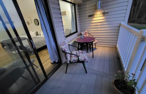 Cedar Lodge Room w/ Lake Views! - Foto 9