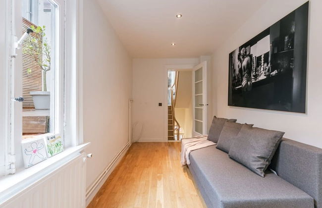 Charming House in the City of Antwerp With Parking - Foto 63