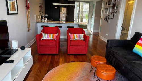 Couples Waterfront Getaway Near Beach And Trails - Photo 4