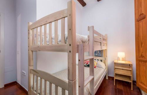 Travel Habitat Plaza de la Virgen - Photo 10