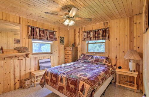 Hurley Lakefront Hideaway with Fire Pit and Dock! - Foto 11