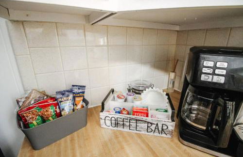 Central Location with In Home Washer and Dryer - Foto 18