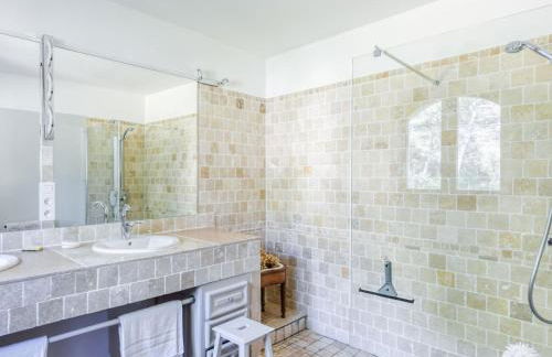 Villa Les Baux Rouges by Interhome - Foto 8