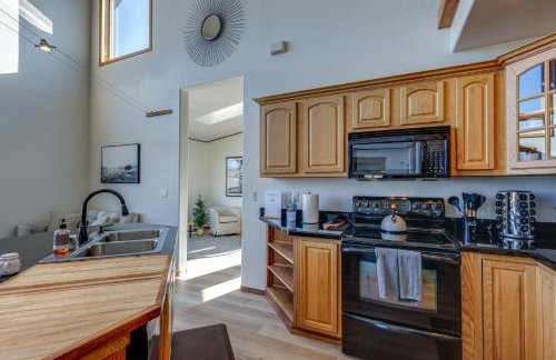 Scenic Flagstaff Home with Hot Tub and Mountain Views - Foto 6