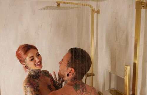 La Cadurcienne "Love room" jacuzzi & pièce secrète Cahors centre historique - Photo 13