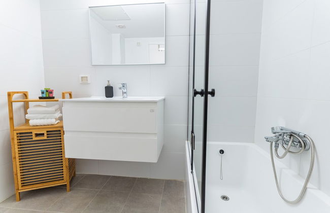 Sunny Haven Sea View Escape by Sea N Rent - Foto 28