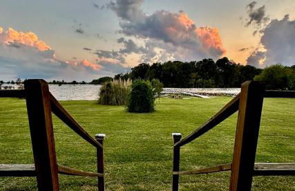 Lakefront Fishing and Grilling - Home Sweet Home! - Foto 1