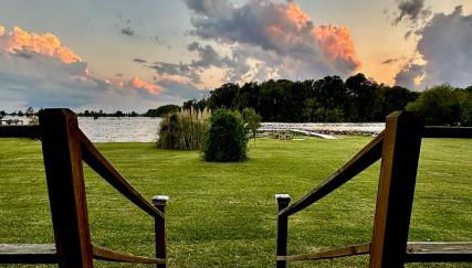 Lakefront Fishing and Grilling - Home Sweet Home! - Foto 1