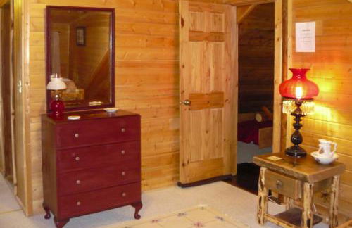 Cozy Immaculate Cabin - Peaceful Retreat! - Foto 9