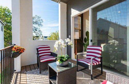 Modern Luxury, Near NRG & Downtown, Rooftop-Garage - Foto 12