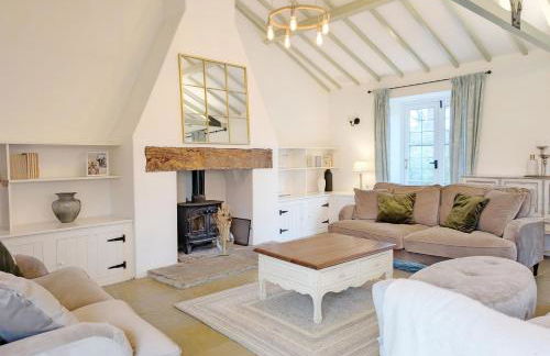 Shires Barn Farmhouse - Westbourne - Photo 19
