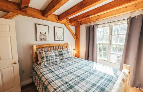 Newly Renovated & Furnished Condo, Only 3 min to Sunday River! - Foto 8