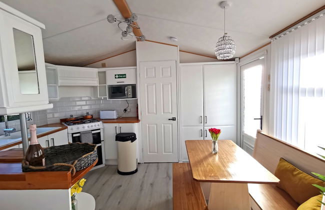 Lakes and Woodlands Overstone Holiday Park - Foto 14