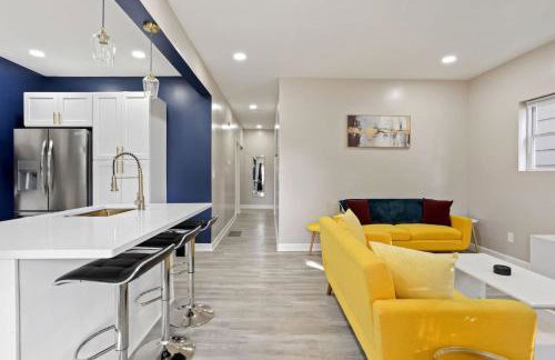 Chic Boho Retreat Near Downtown - Photo 19