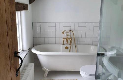 400 year old quirky Cornish cottage, in Bude, Poughill. - Foto 2