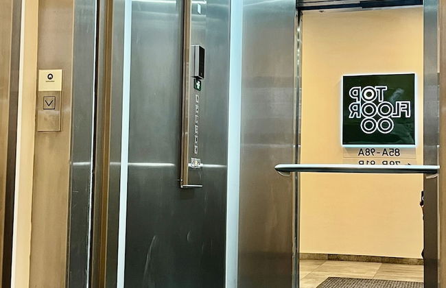 TopFloor Apartments - Photo 33