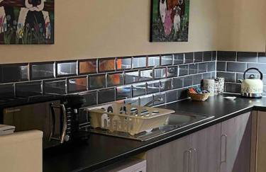 Oaklodge House - Photo 31