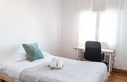 Adaptado y cómodo apartamento en Iturrama - Photo 11