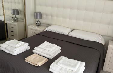 Casa Romero - Beautiful Villa, Best Corner by Pools,Resort Facilities, Full Kitchen, 3 Terraces, Internet - Foto 3