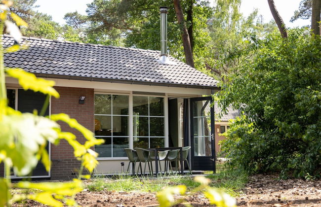 Bungalow in Park De Peel - Car-free Retreat - Photo 19