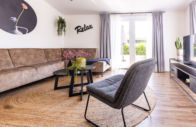 Chalet in Netherlands by Scenic Pond - Photo 7