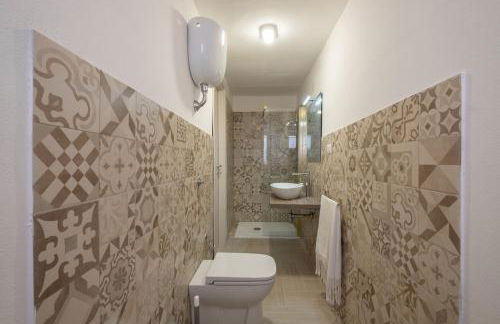 10min Da Bosa Marina - Con Giardino e Parcheggio - Foto 4