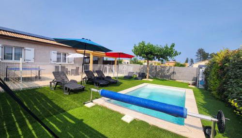 En Ardèche, maison de vacances l'Odyssée climatisée avec sa piscine privée et chauffée - Foto 2, sunbed, Garden view