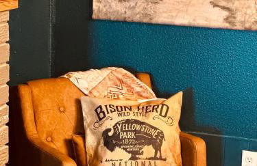 Buffalo & Bourbon-1 Bed1 Bath Private Condo - Foto 22