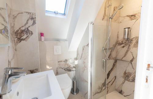 PREMIUM T2 neuf 4ème étage ultra Centre Lorient par Groom - Foto 9