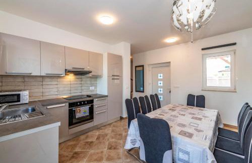 Villa Niko, your Ideal Summer Oasis near Poreč - Foto 15