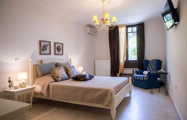 Alyko Villas - Photo 4