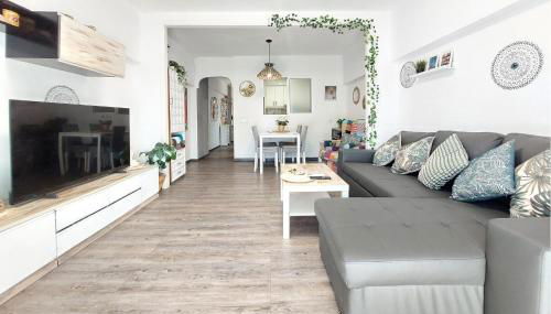 Nice Apartment In Puebla De Farnals - Foto 2