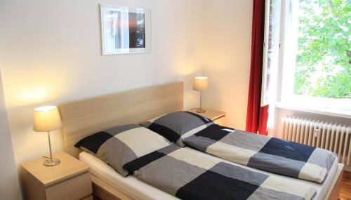 Nollendorf Apartments - 1 separate bedroom and 1 living room with sofa bed in Motzstraße - Foto 4