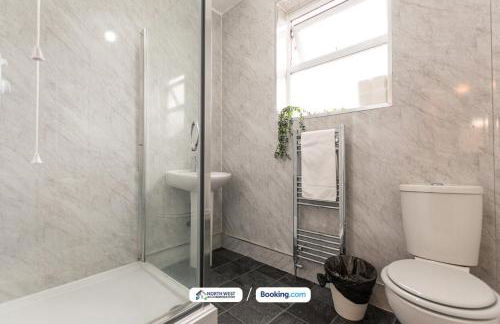 Comfortable 3-Bed Home in Leigh Ideal for Contractors and Relocating Families - Foto 9