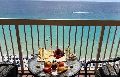 Pelican Beach Resort Top 20th Floor Condos with Ocean View - Foto 15