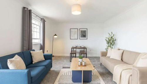Fabulous 1 Bed Harbour-side Apartment with Balcony - Foto 1