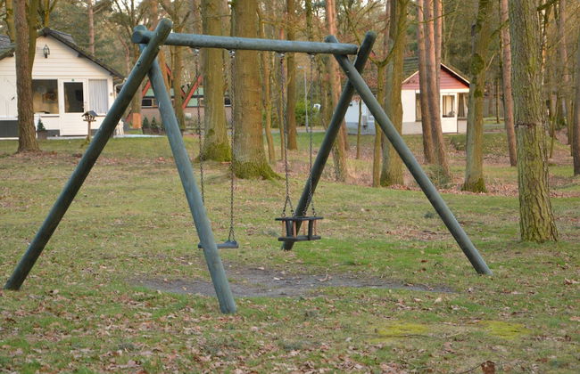 Alluring Holiday Home in Limburg near Forest - Photo 15