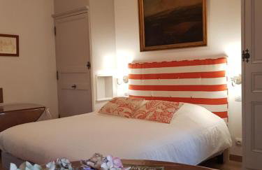 Château de Salvert - 4 Gîtes - 32 personnes - Foto 74