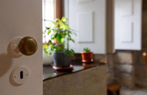 Casa dos Livros - Guest House - Foto 65