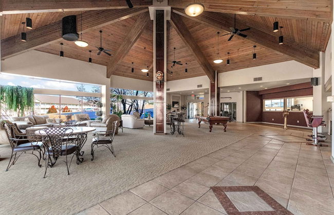 Panoramic Sunset Escape Waterfront Condo for 7! - Photo 31