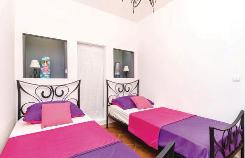 Two-Bedroom Apartment In Ratac - Photo 24