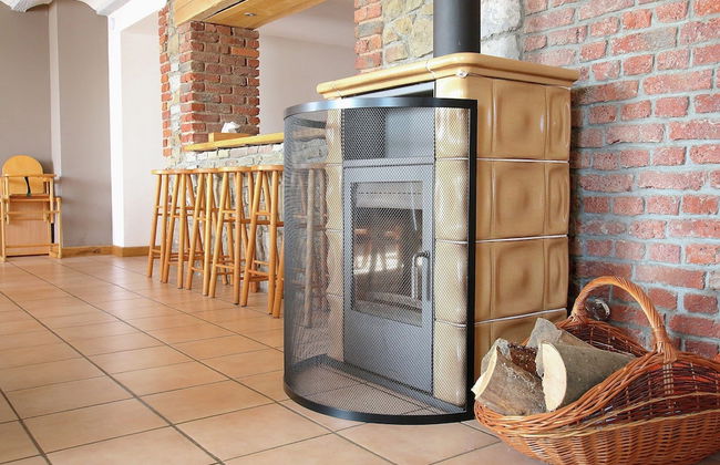 Former Farmhouse in Adorned Village - Foto 17