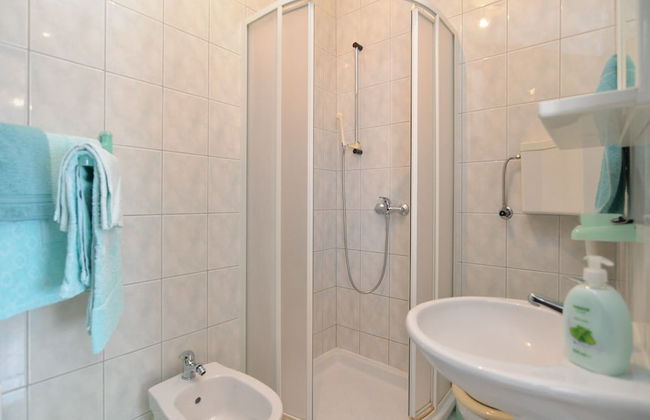 Apartment 1803 - Photo 40