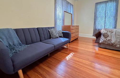 Adorable 1920s home near UF stadium sleeps 10 - Foto 19